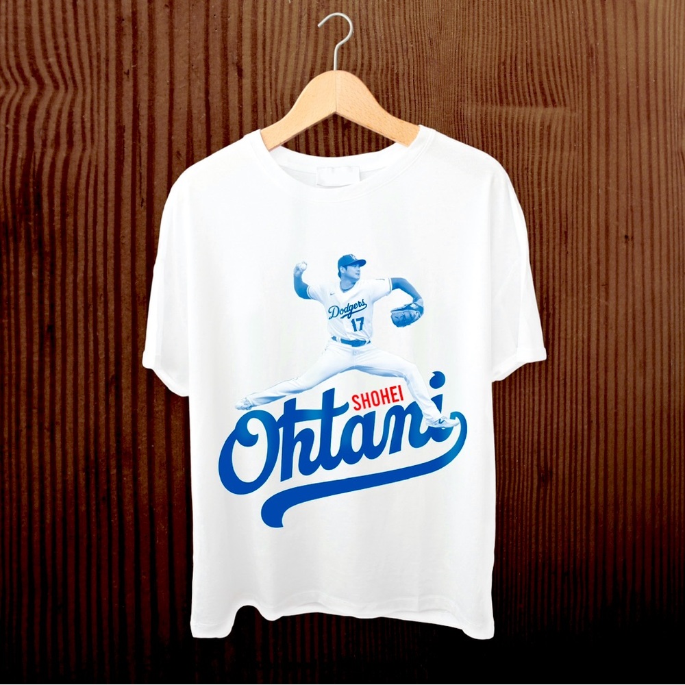 Shohei Ohtani, Los Angeles Dodgers shirt size Med